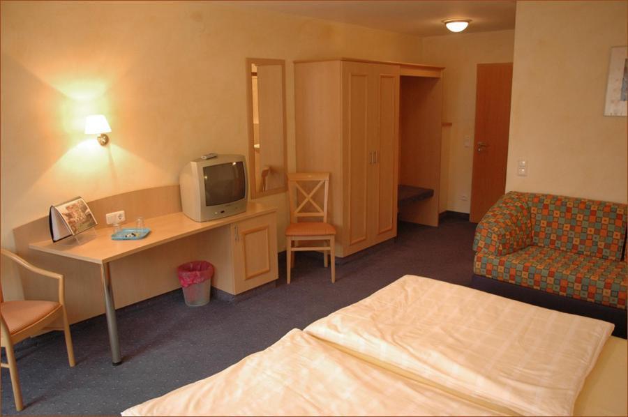 Gasthaus Grüner Baum Hotel Werbach Habitación foto